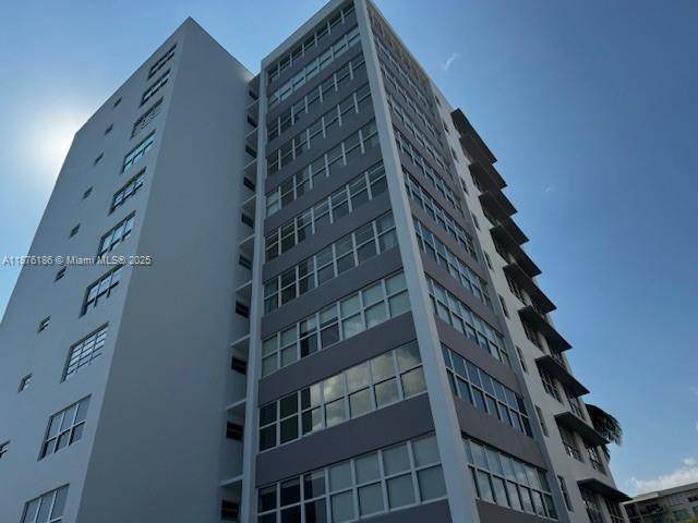 9100 Bay Harbor Dr - Photo 1