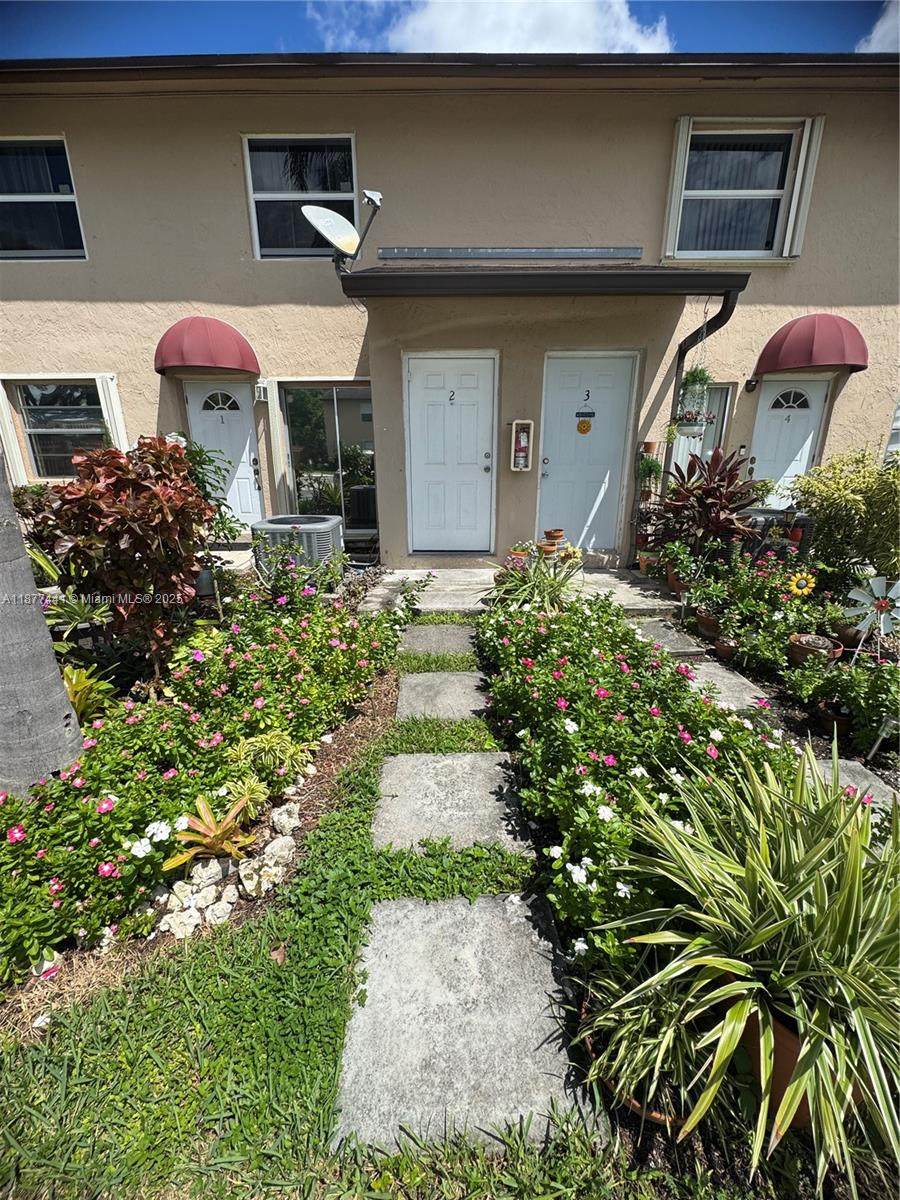 15250 80th St - Photo 1