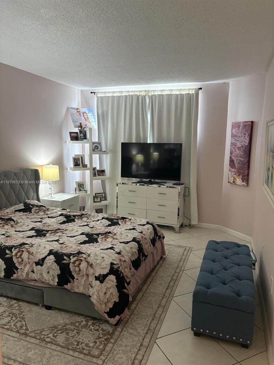 https://bt-photos.global.ssl.fastly.net/miami/1280_boomver_1_A11879653-2.jpg
