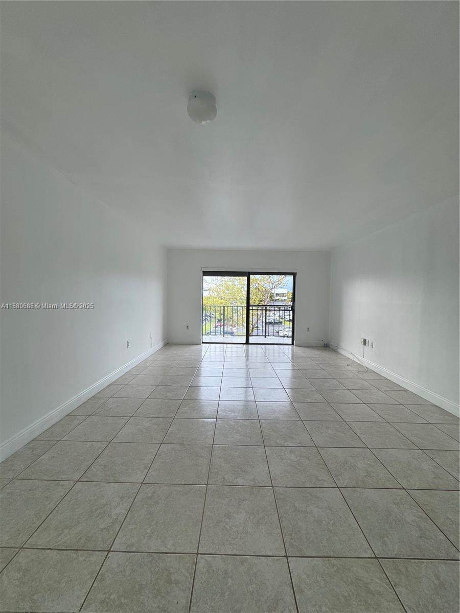 10431 Kendall Dr - Photo 1
