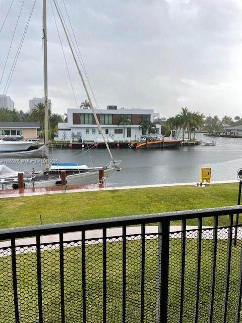 https://bt-photos.global.ssl.fastly.net/miami/orig_boomver_1_A11880805-2.jpg