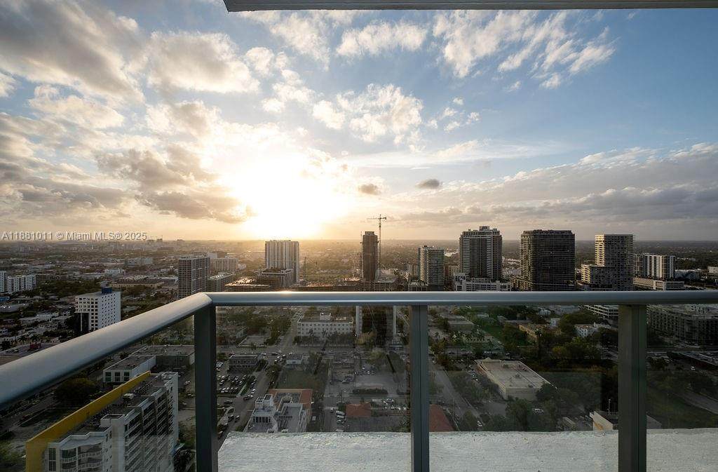 https://bt-photos.global.ssl.fastly.net/miami/orig_boomver_1_A11881011-2.jpg