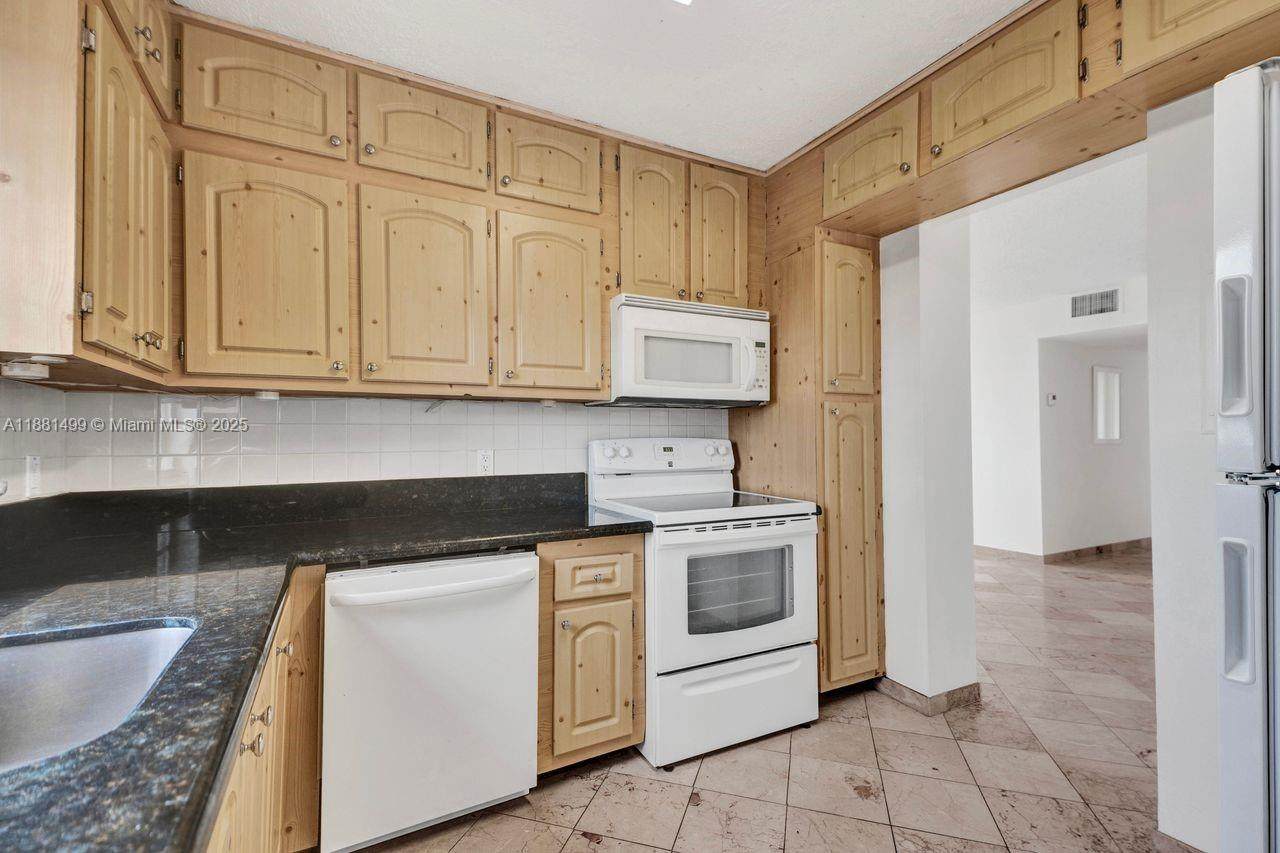 2025 164th St - Photo 1