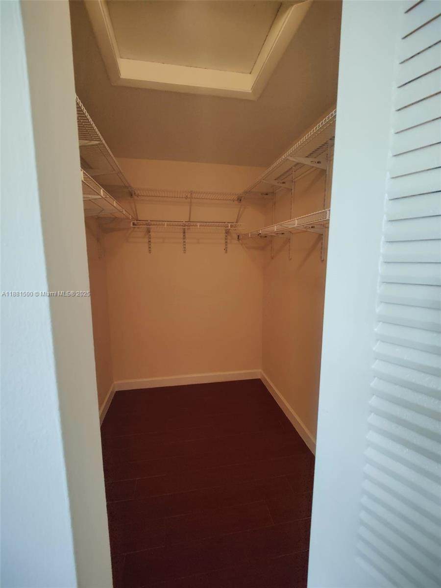 786 103rd Ter - Photo 1