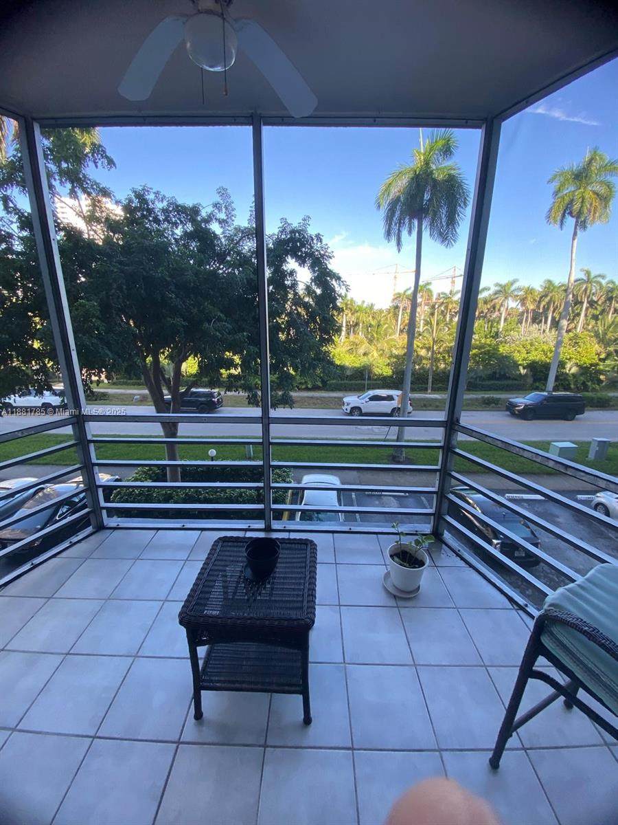https://bt-photos.global.ssl.fastly.net/miami/orig_boomver_1_A11881785-2.jpg