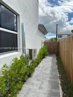 https://bt-photos.global.ssl.fastly.net/miami/orig_boomver_1_A11883793-2.jpg