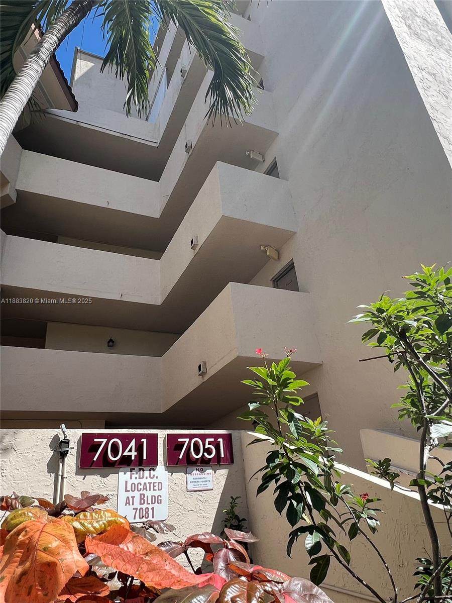 7051 Environ Blvd - Photo 1