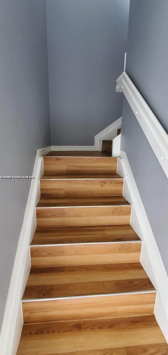 https://bt-photos.global.ssl.fastly.net/miami/1280_boomver_1_A11884667-2.jpg