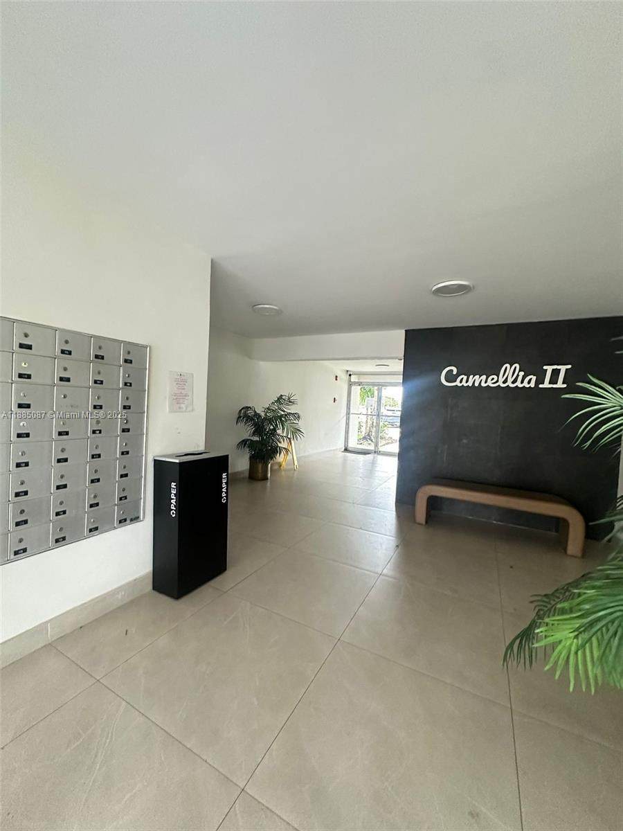 https://bt-photos.global.ssl.fastly.net/miami/orig_boomver_1_A11885087-2.jpg