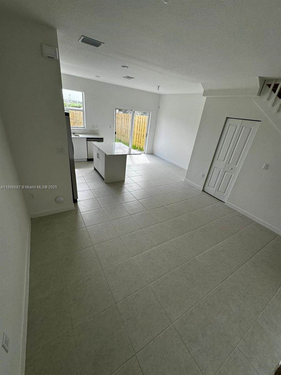 https://bt-photos.global.ssl.fastly.net/miami/orig_boomver_1_A11886687-2.jpg