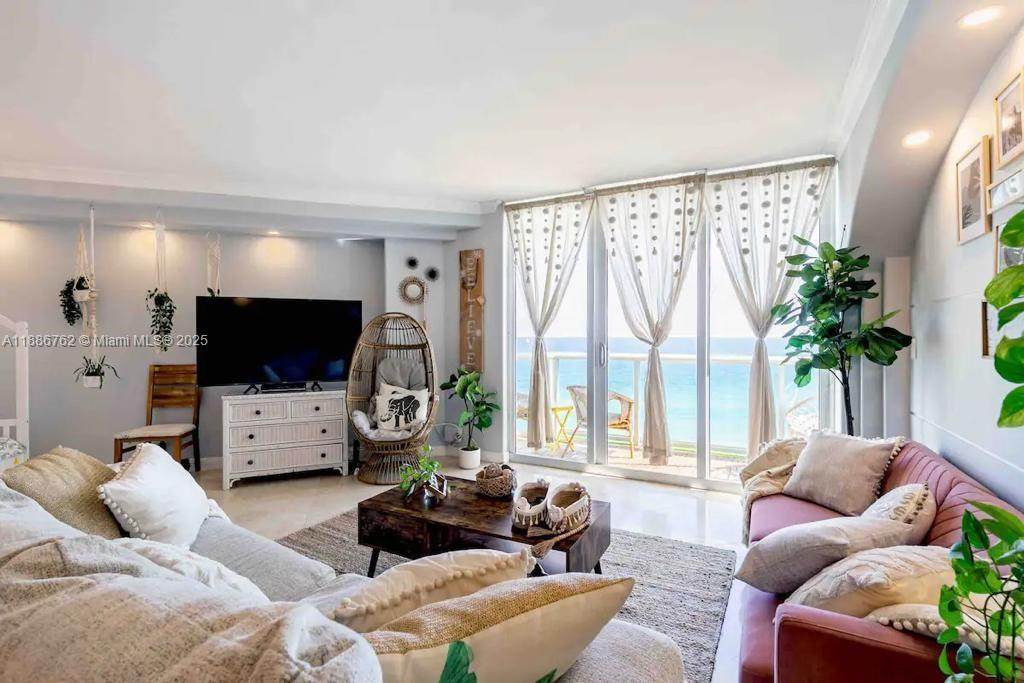 3901 Ocean Dr - Photo 1