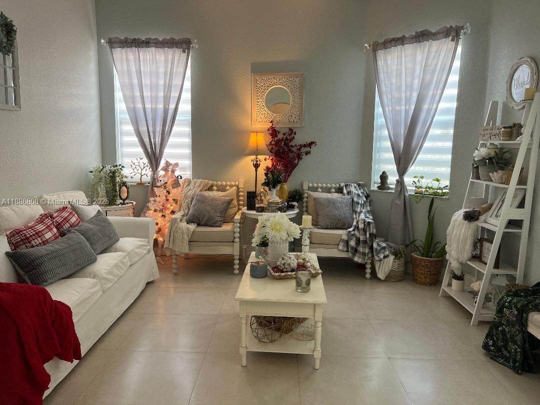 https://bt-photos.global.ssl.fastly.net/miami/orig_boomver_1_A11886808-2.jpg