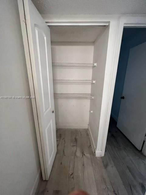 https://bt-photos.global.ssl.fastly.net/miami/orig_boomver_1_A11887301-2.jpg