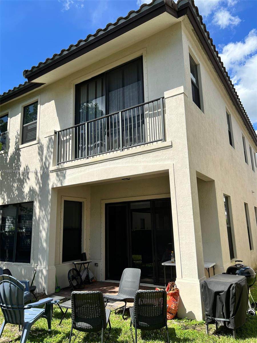 https://bt-photos.global.ssl.fastly.net/miami/1280_boomver_1_A11887448-2.jpg