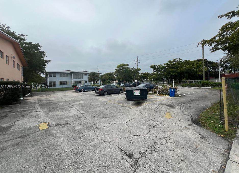 https://bt-photos.global.ssl.fastly.net/miami/orig_boomver_1_A11888270-2.jpg
