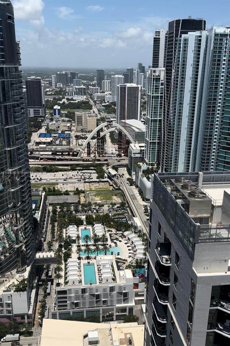 https://bt-photos.global.ssl.fastly.net/miami/orig_boomver_1_A11889258-2.jpg