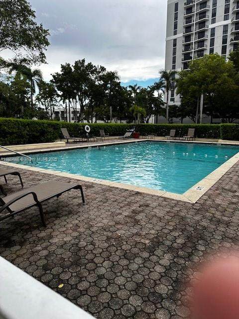 https://bt-photos.global.ssl.fastly.net/miami/orig_boomver_1_A11889566-2.jpg