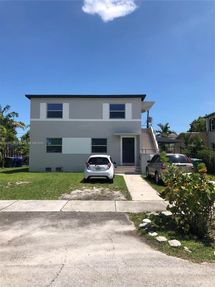 2320 15th St - Photo 1