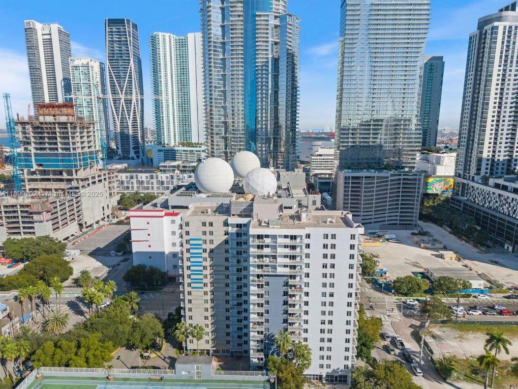 800 Miami Ave - Photo 1