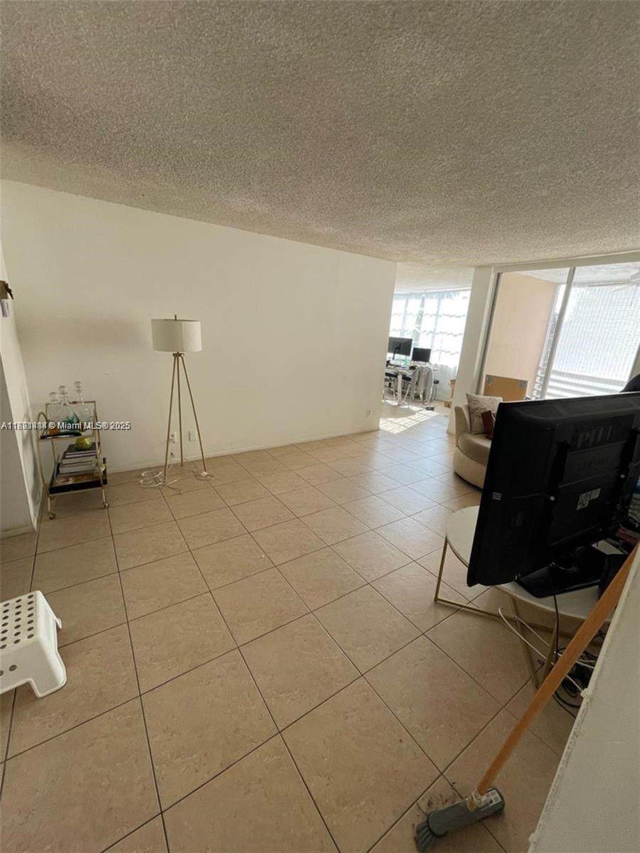 9460 Live Oak Pl - Photo 1