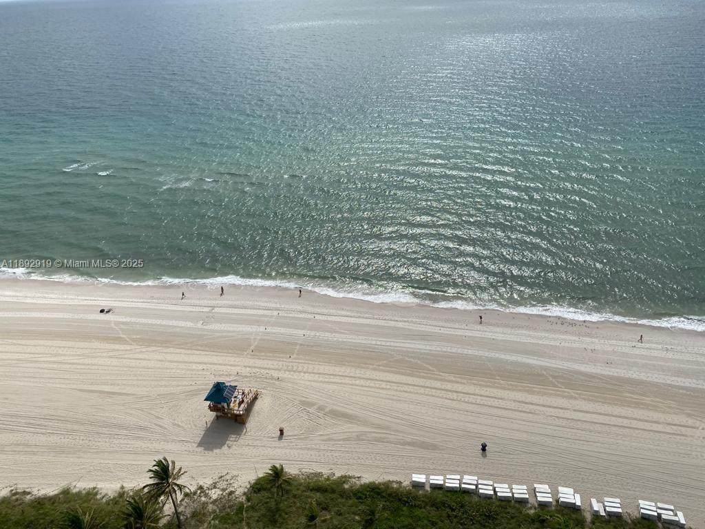 18201 Collins Ave - Photo 1