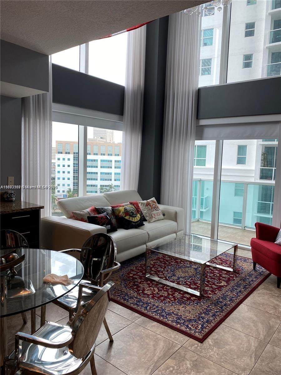 https://bt-photos.global.ssl.fastly.net/miami/orig_boomver_1_A11893187-2.jpg
