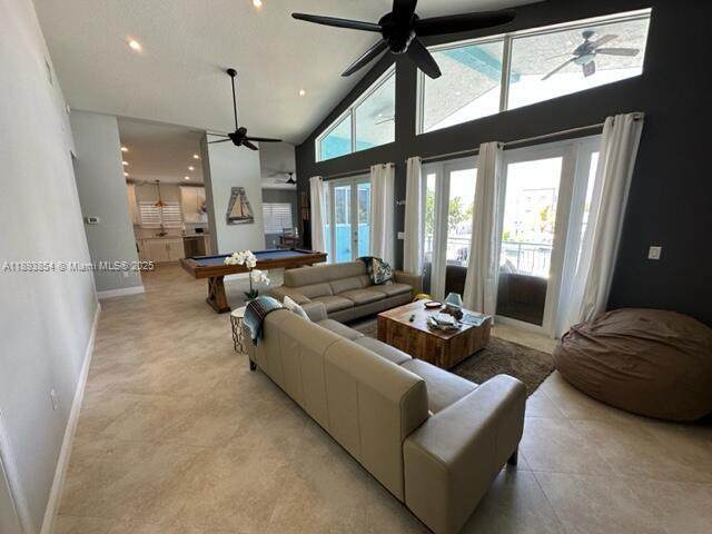 https://bt-photos.global.ssl.fastly.net/miami/orig_boomver_1_A11893854-2.jpg