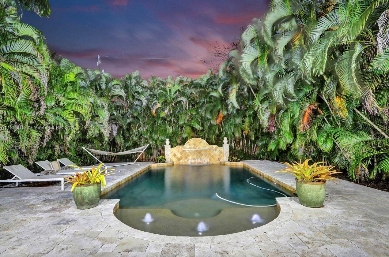 https://bt-photos.global.ssl.fastly.net/miami/1280_boomver_1_A11894613-2.jpg