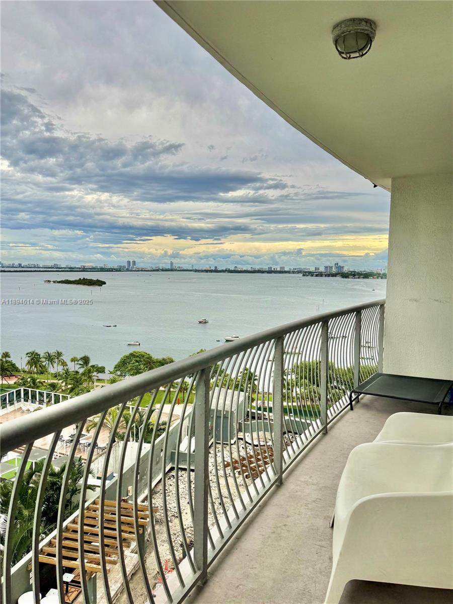 1750 Bayshore Dr - Photo 1