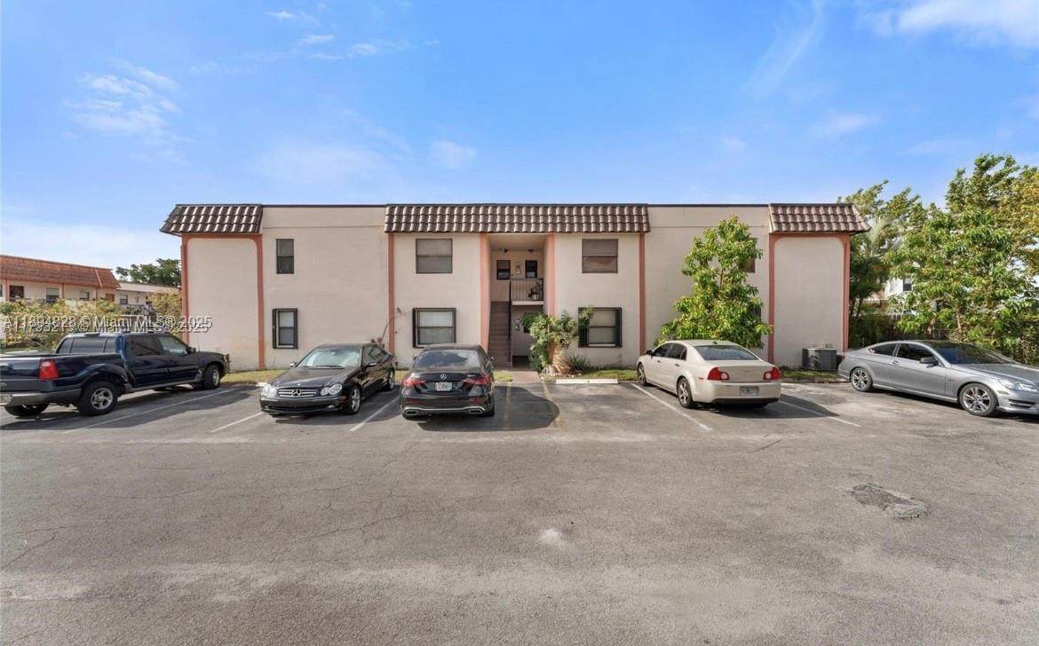 20730 8th Ct - Photo 1