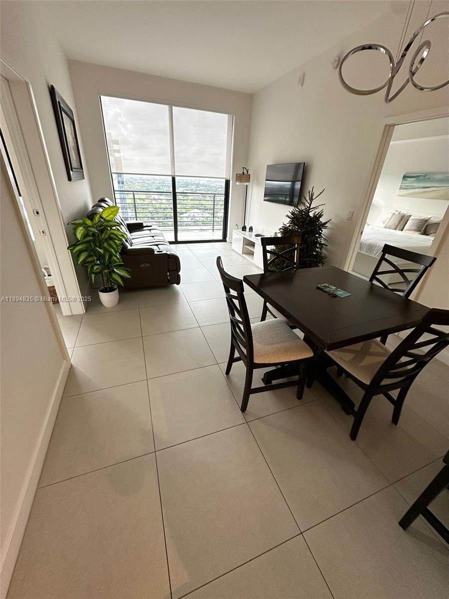 https://bt-photos.global.ssl.fastly.net/miami/1280_boomver_1_A11894835-2.jpg