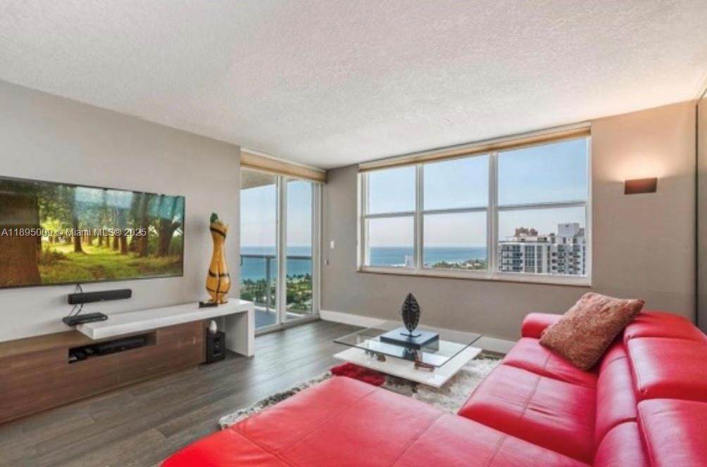 3015 Ocean Blvd - Photo 1