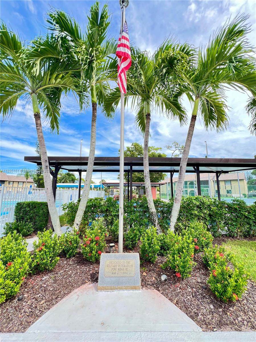 https://bt-photos.global.ssl.fastly.net/miami/orig_boomver_1_A11895161-2.jpg