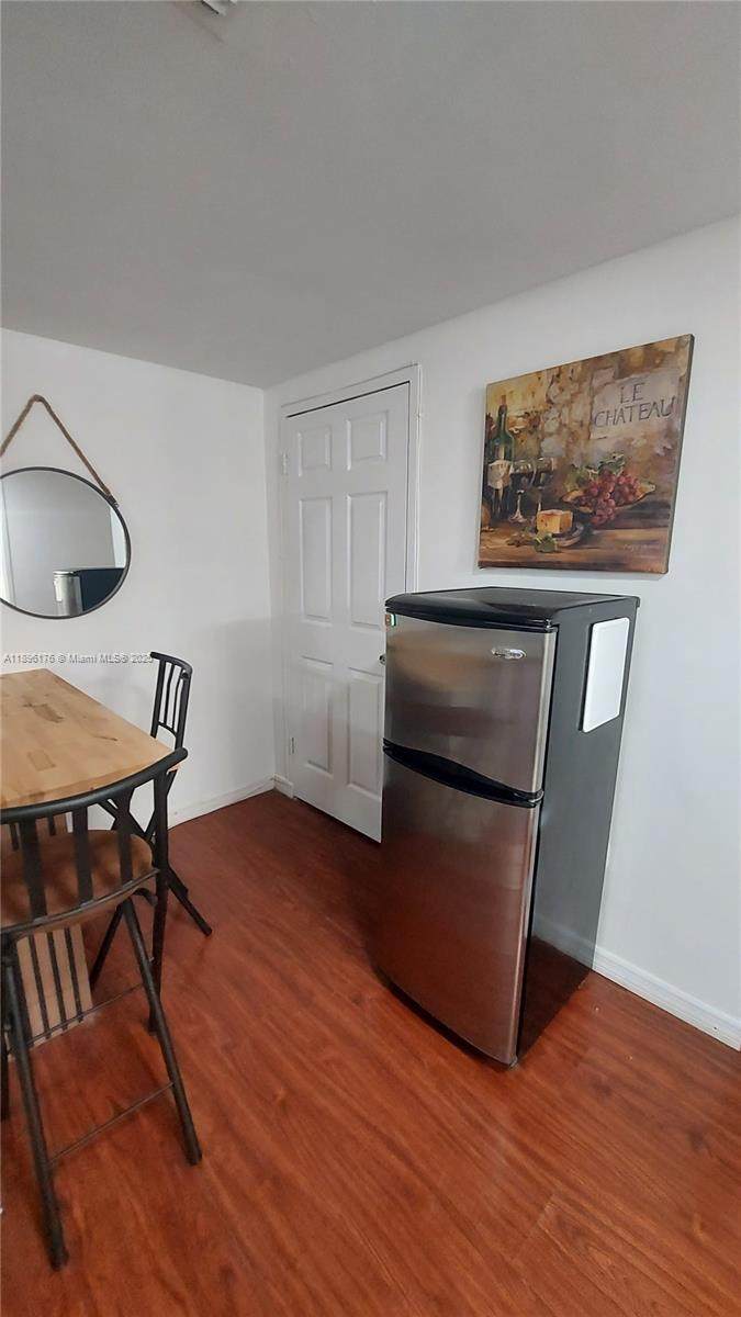 825 Brickell Bay Dr - Photo 1