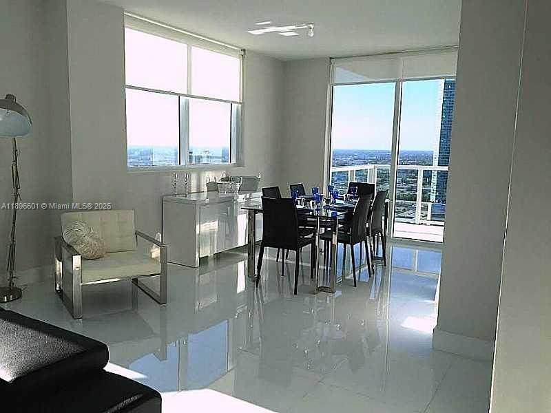 244 Biscayne Bl - Photo 1