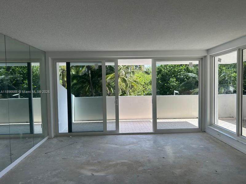 https://bt-photos.global.ssl.fastly.net/miami/orig_boomver_1_A11896666-2.jpg