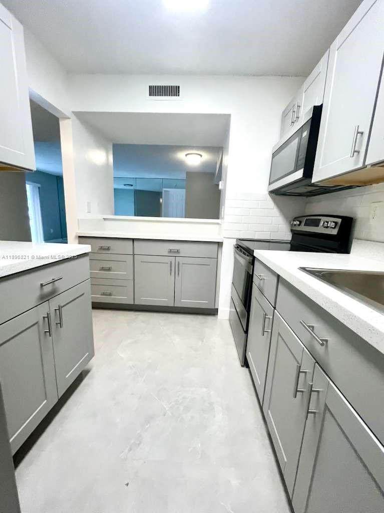 20730 4 PL - Photo 1