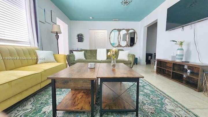 8028 5th Ct - Photo 1