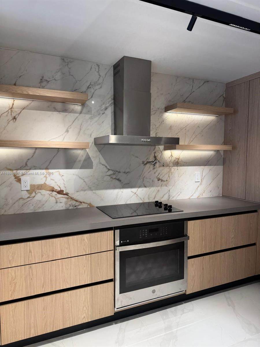 800 Miami Ave - Photo 1