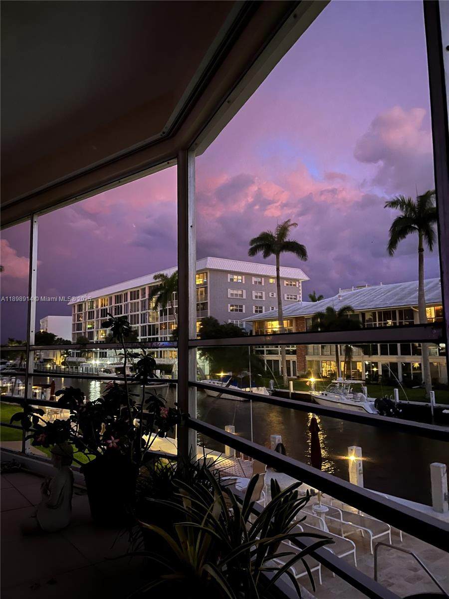 https://bt-photos.global.ssl.fastly.net/miami/orig_boomver_1_A11898914-2.jpg
