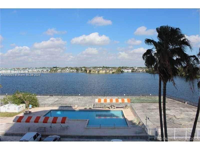 https://bt-photos.global.ssl.fastly.net/miami/orig_boomver_1_A11899327-2.jpg