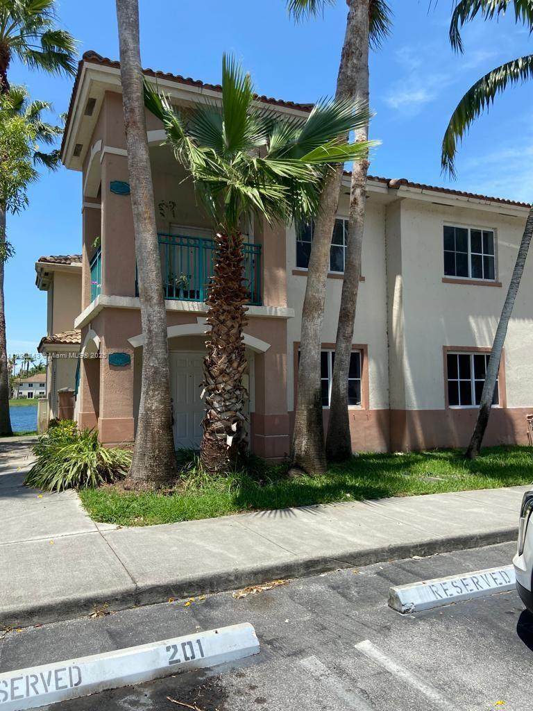 https://bt-photos.global.ssl.fastly.net/miami/orig_boomver_1_A11900243-2.jpg