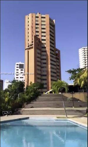 https://bt-photos.global.ssl.fastly.net/miami/orig_boomver_1_A11901448-2.jpg