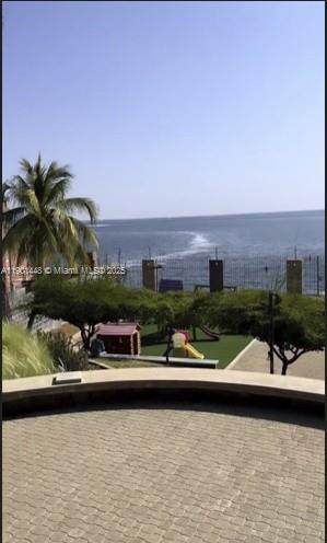 https://bt-photos.global.ssl.fastly.net/miami/orig_boomver_1_A11901448-2.jpg