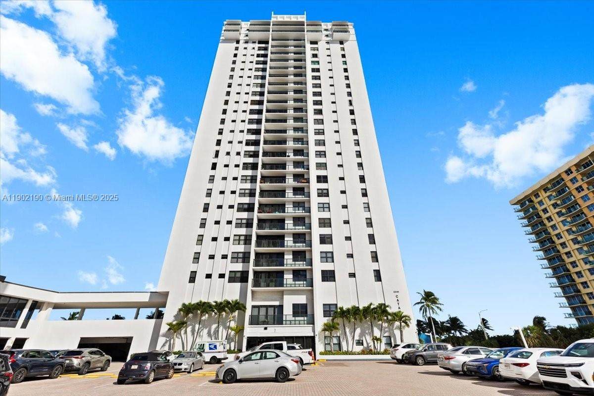 2301 Ocean Dr - Photo 1