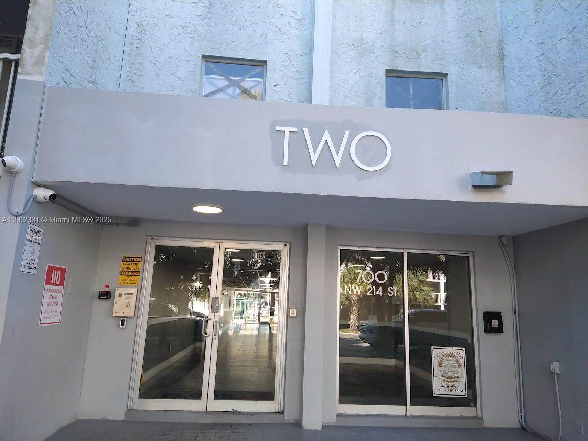 700 214th St - Photo 1