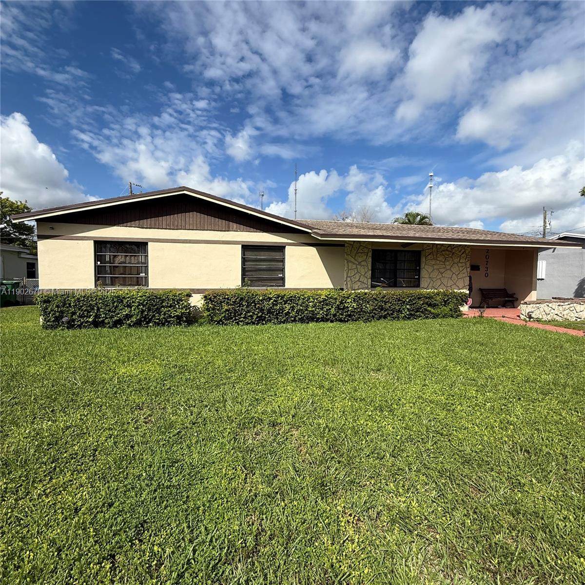 20730 Miami Ct - Photo 1