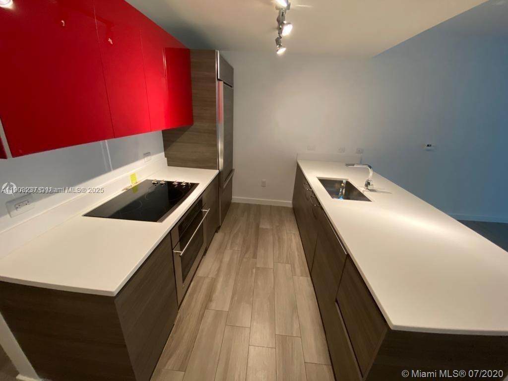 1100 Miami Ave - Photo 1
