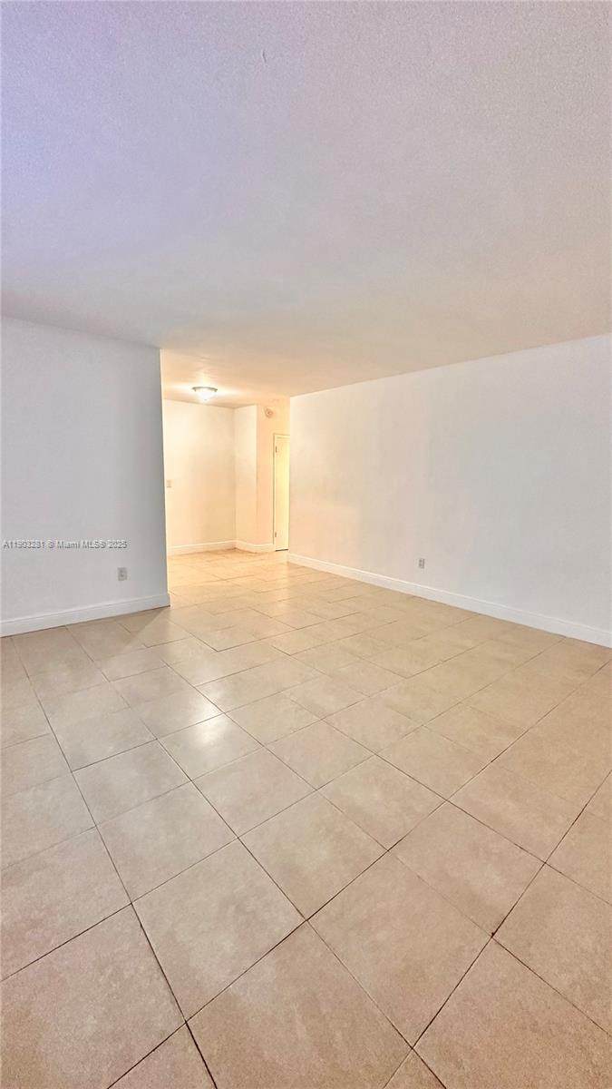 https://bt-photos.global.ssl.fastly.net/miami/1280_boomver_1_A11903281-2.jpg