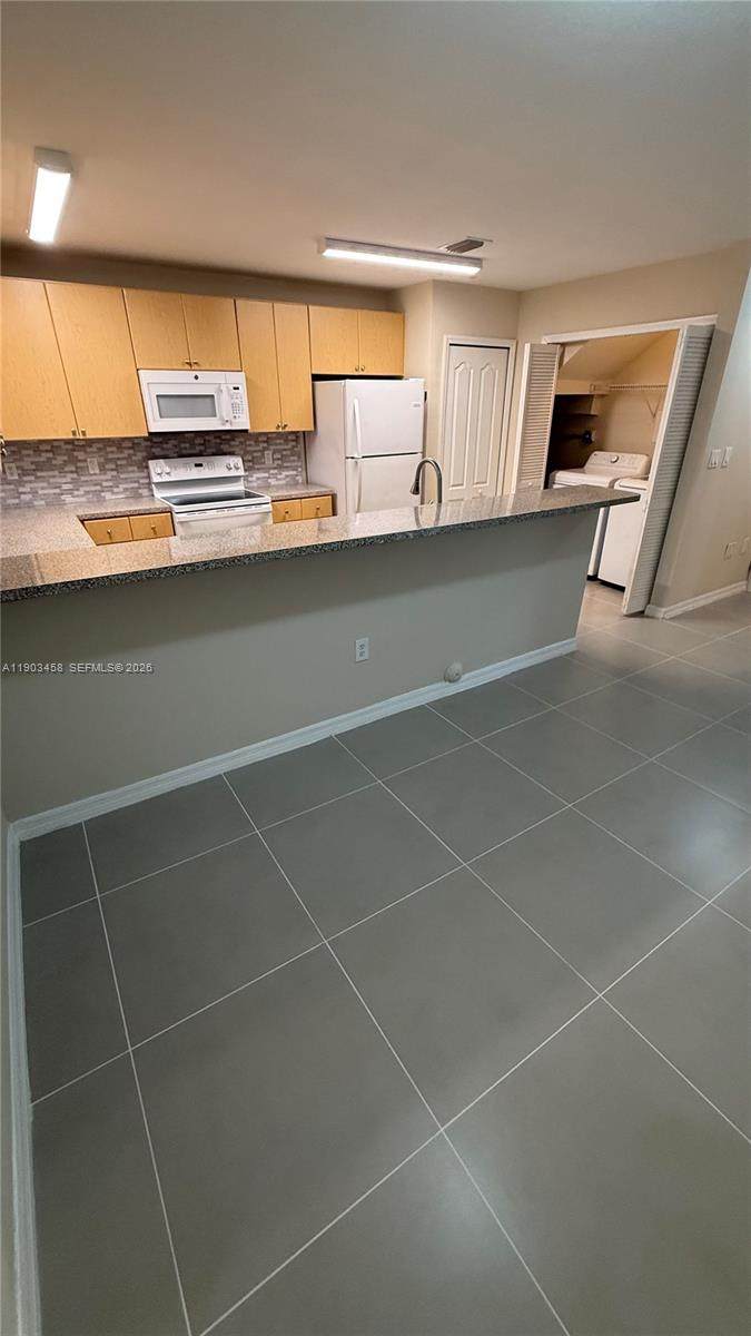 https://bt-photos.global.ssl.fastly.net/miami/1280_boomver_1_A11903458-2.jpg